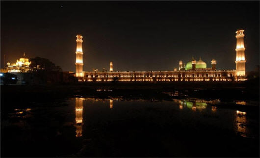 Top Most Visited Historical Places Of Lahore