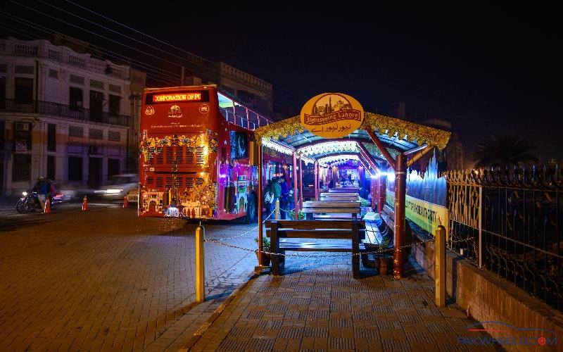 places in lahore to visit at night