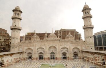 Featured image of Mohabbat Khan Mosque - Peshawar Sehr o Iftaar timings