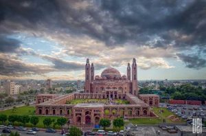 Mosques in Lahore